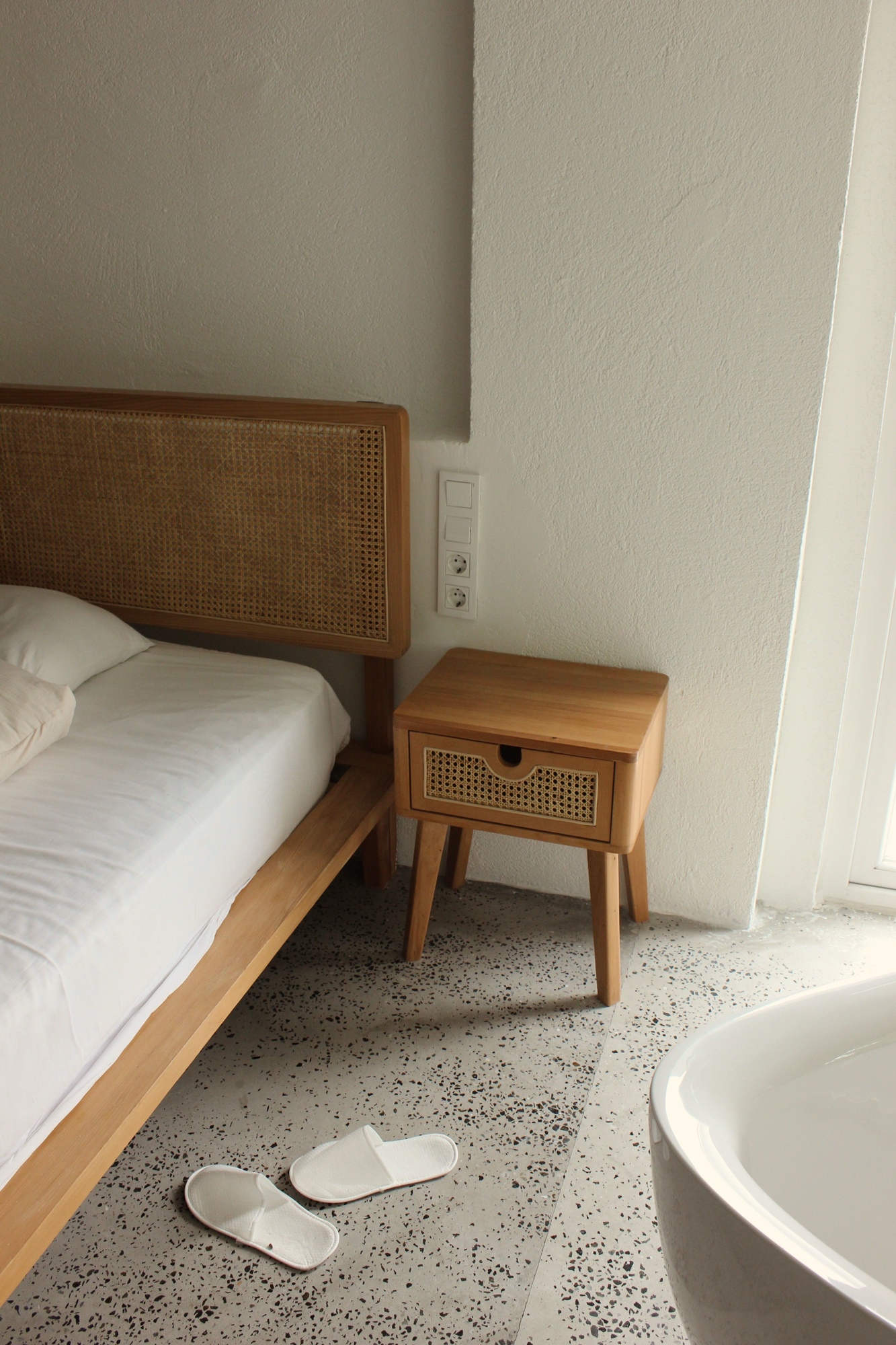 Top Rattan Accent Tables for a Beautiful Home
