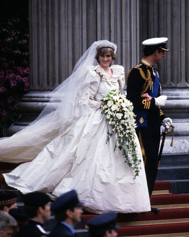 The History of Princess Diana’s Wedding Dress: The Gown That Changed Bridal Fashion Forever