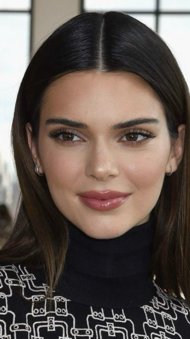 Kendall Jenner’s Makeup and Skincare Routine: The Supermodel’s Beauty Secrets